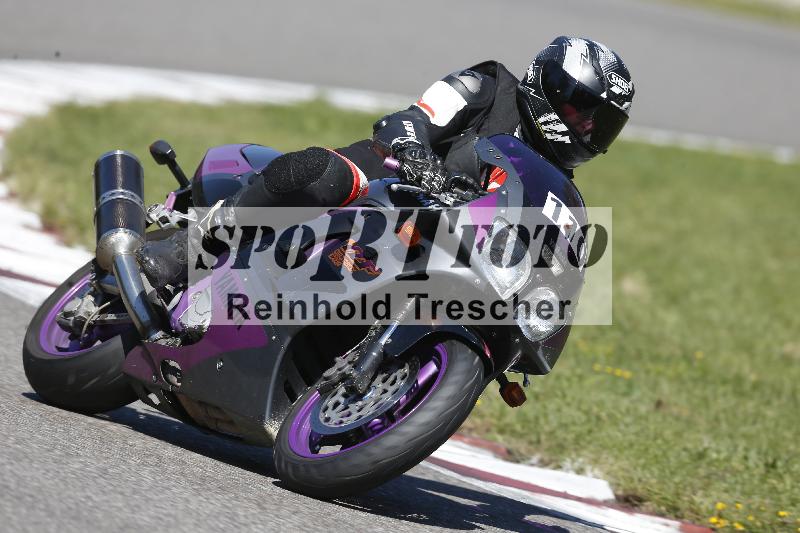 Archiv-2025/48 25.08.2025 Cornu Master School ADR/rot-rouge/110